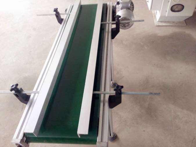 西安皮帶輸送機(jī) 西安皮帶輸送機(jī)